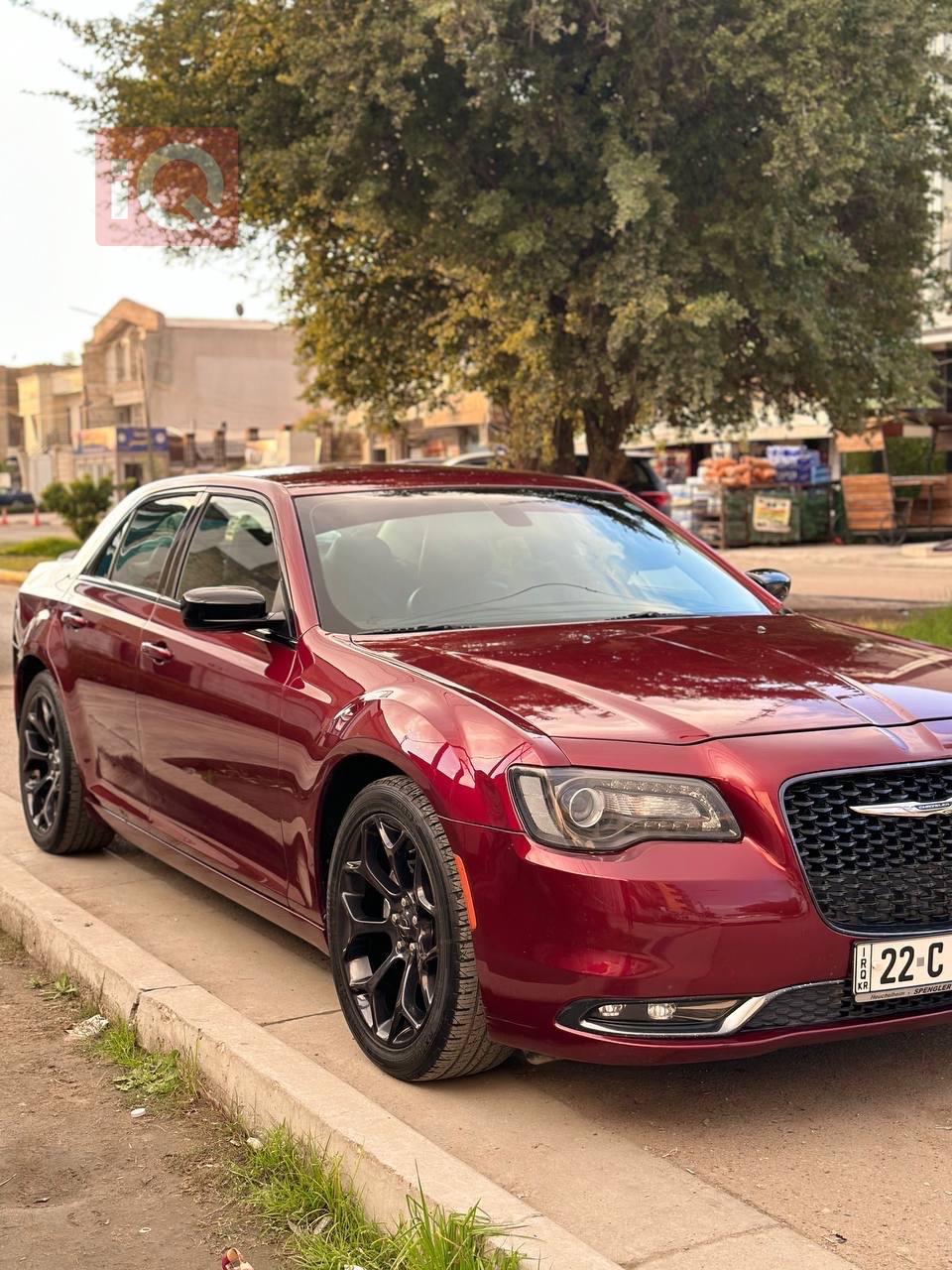 کرایسلەر 300